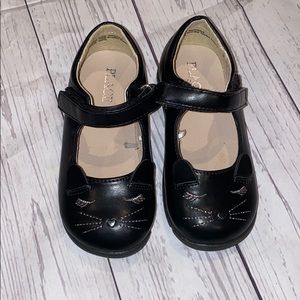 Really cute dress shoes for school !